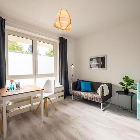 Moderne Eg-Wohnung In Sudenburg Mit Parkplatz, Top Anbindung Magdeburg Luaran gambar