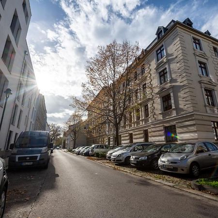Moderne Eg-Wohnung In Sudenburg Mit Parkplatz, Top Anbindung Magdeburg Luaran gambar