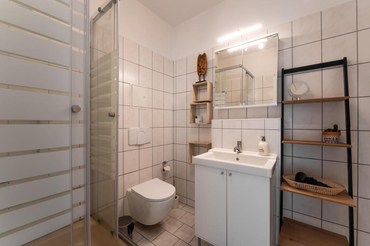 Moderne Eg-Wohnung In Sudenburg Mit Parkplatz, Top Anbindung Magdeburg Luaran gambar