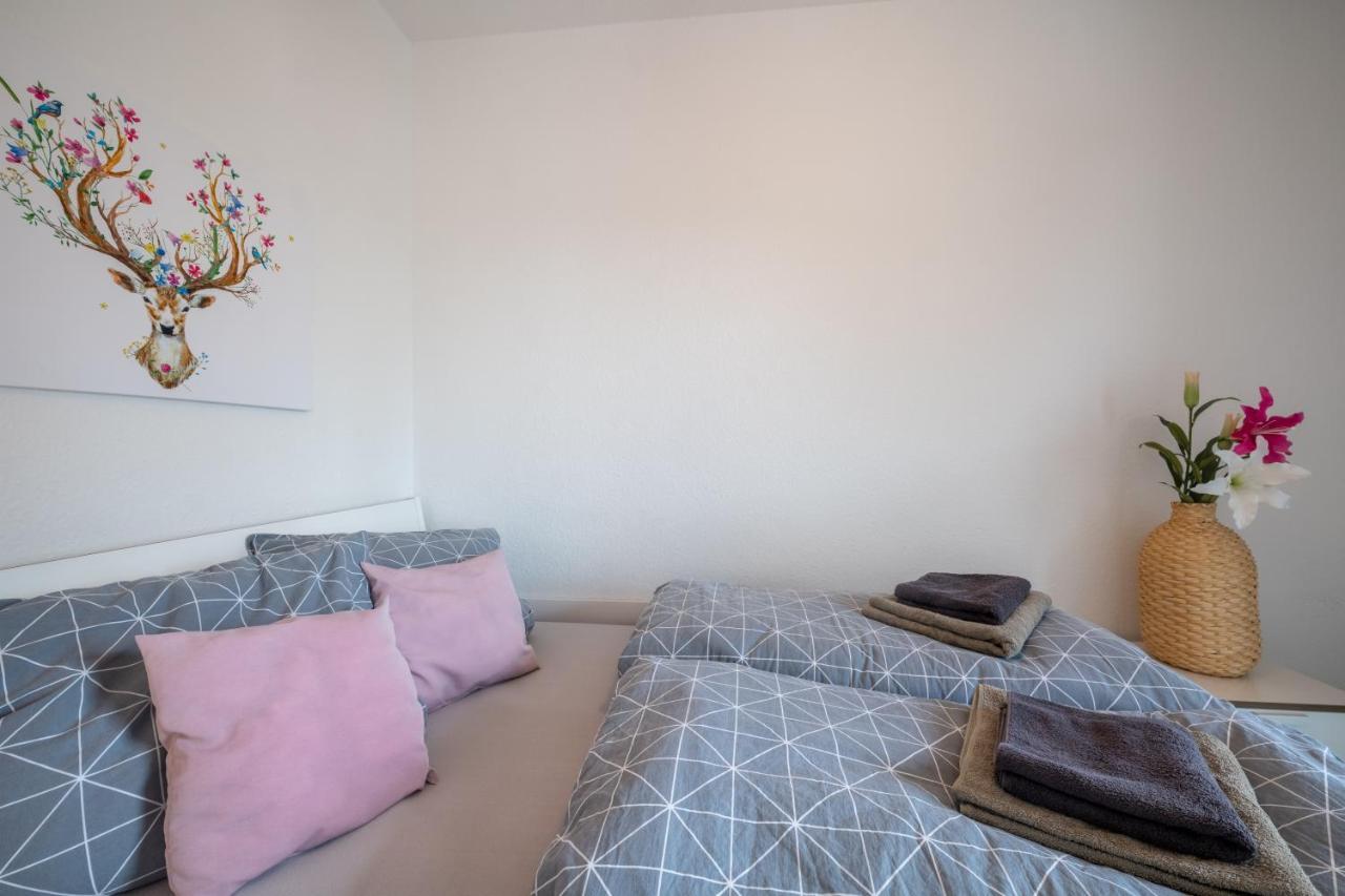 Moderne Eg-Wohnung In Sudenburg Mit Parkplatz, Top Anbindung Magdeburg Luaran gambar